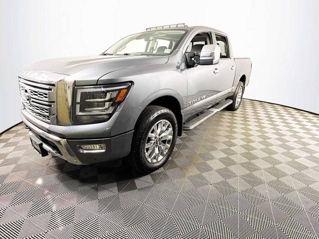 2020 Nissan Titan SL 4WD photo