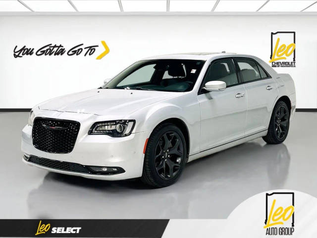 2023 Chrysler 300 300S RWD photo