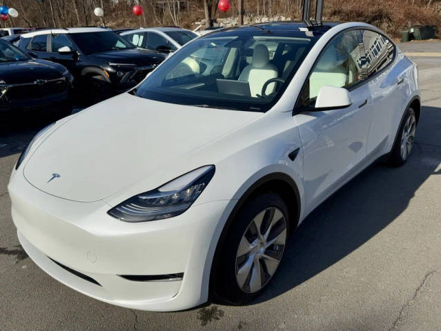 2023 Tesla Model Y Long Range AWD photo