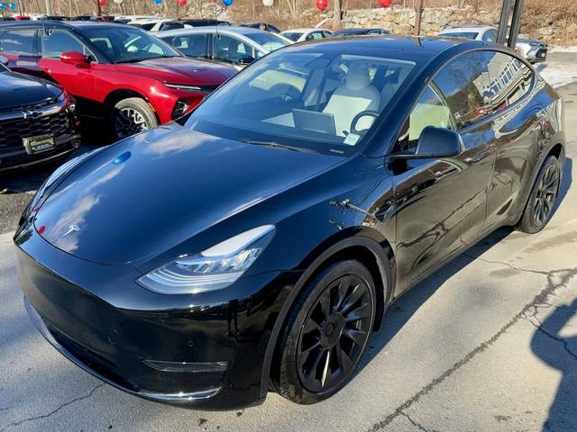 2022 Tesla Model Y Long Range AWD photo