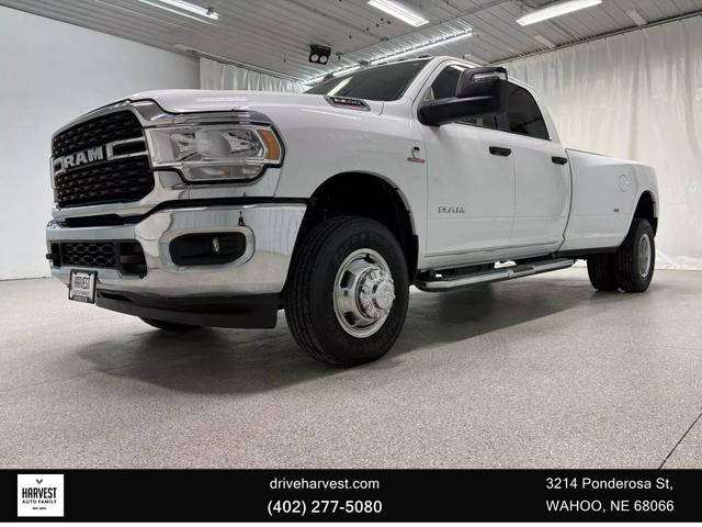 2023 Ram 3500 Big Horn 4WD photo