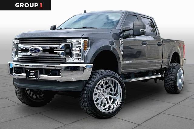 2019 Ford F-250 Super Duty XL 4WD photo