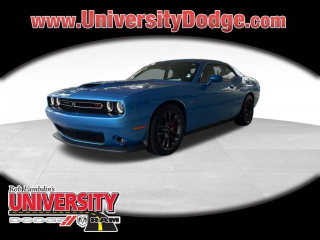 2023 Dodge Challenger R/T RWD photo