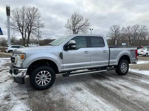 2020 Ford F-250 Super Duty LARIAT 4WD photo