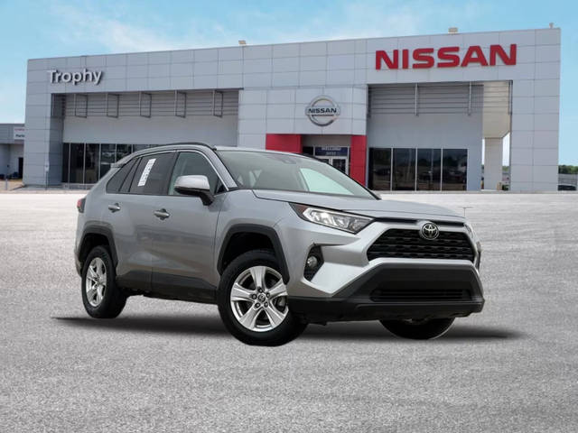 2021 Toyota RAV4 XLE FWD photo