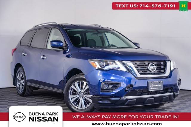 2020 Nissan Pathfinder S FWD photo