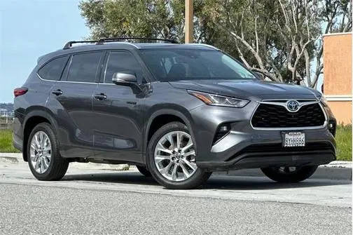 2021 Toyota Highlander Hybrid Limited AWD photo