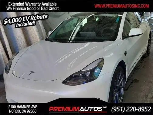 2022 Tesla Model 3  RWD photo