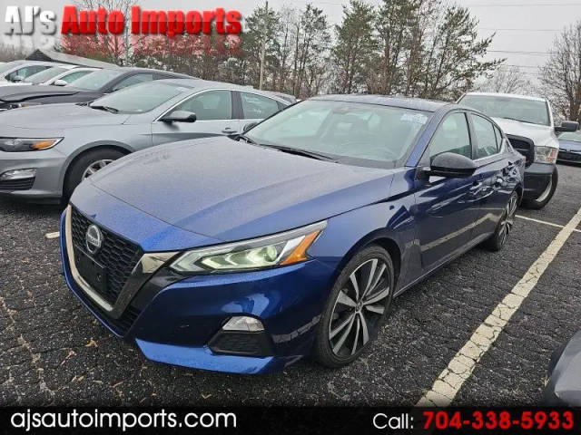 2022 Nissan Altima 2.5 SR FWD photo