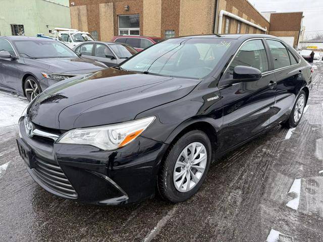 2017 Toyota Camry Hybrid LE FWD photo