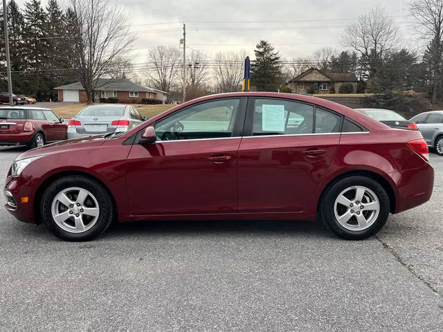 2016 Chevrolet Cruze LT FWD photo