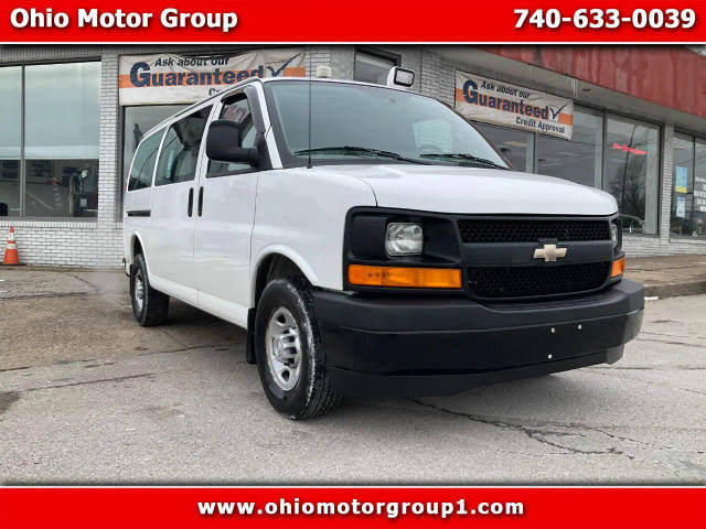 2017 Chevrolet Express Cargo  RWD photo