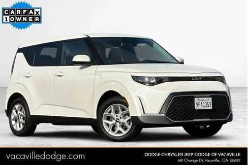 2023 Kia Soul LX FWD photo