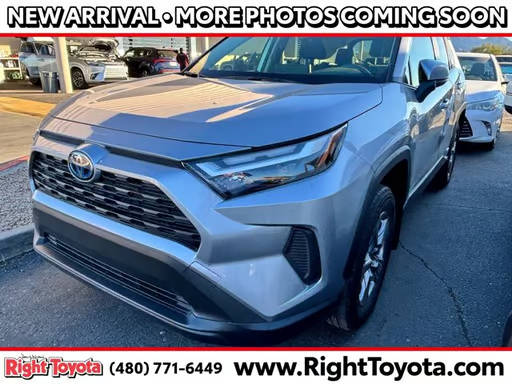 2023 Toyota RAV4 Hybrid XLE AWD photo