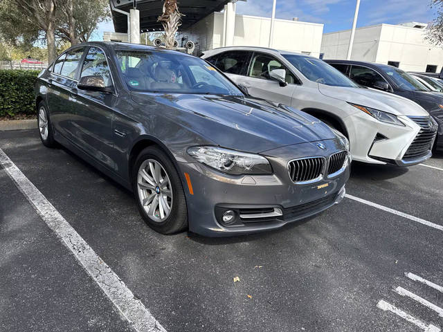 2015 BMW 5 Series 528i RWD photo