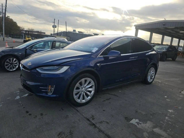 2018 Tesla Model X 75D AWD photo