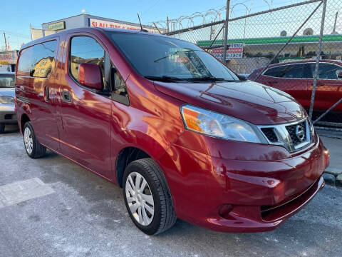 2018 Nissan NV200 SV FWD photo