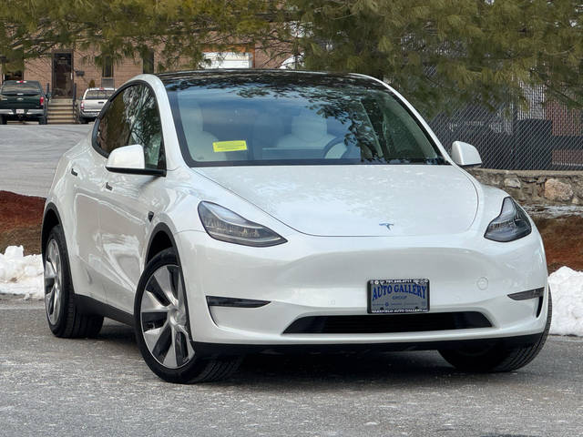 2020 Tesla Model Y Long Range AWD photo