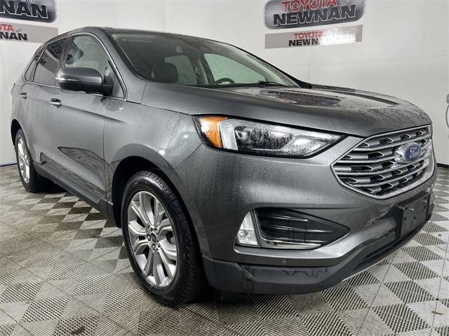 2022 Ford Edge Titanium AWD photo