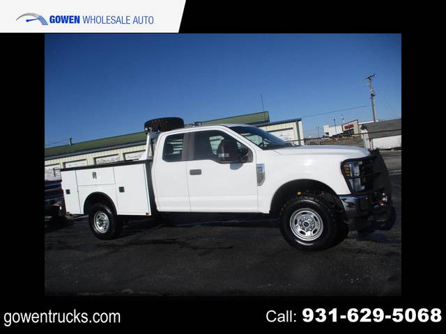 2018 Ford F-350 Super Duty XL 4WD photo