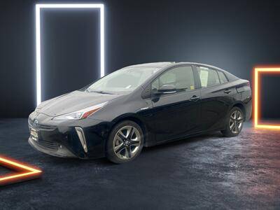 2022 Toyota Prius XLE FWD photo