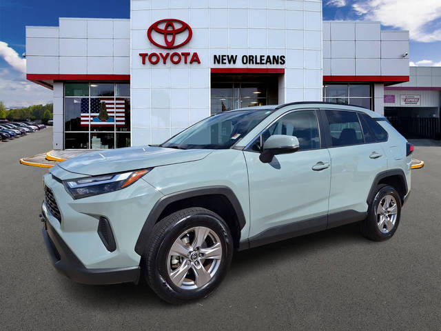 2022 Toyota RAV4 XLE FWD photo