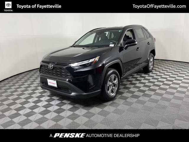 2023 Toyota RAV4 XLE FWD photo