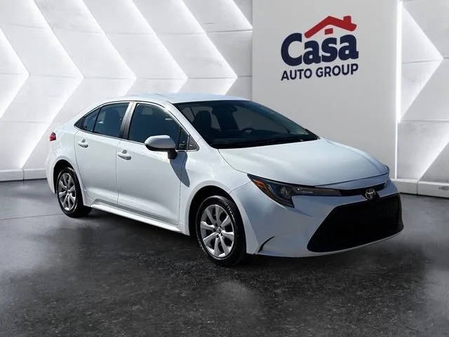 2022 Toyota Corolla LE FWD photo