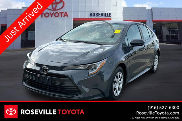 2023 Toyota Corolla LE FWD photo