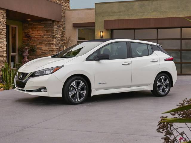 2018 Nissan Leaf SV FWD photo