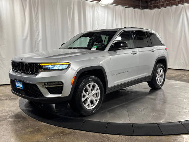 2022 Jeep Grand Cherokee Limited 4WD photo