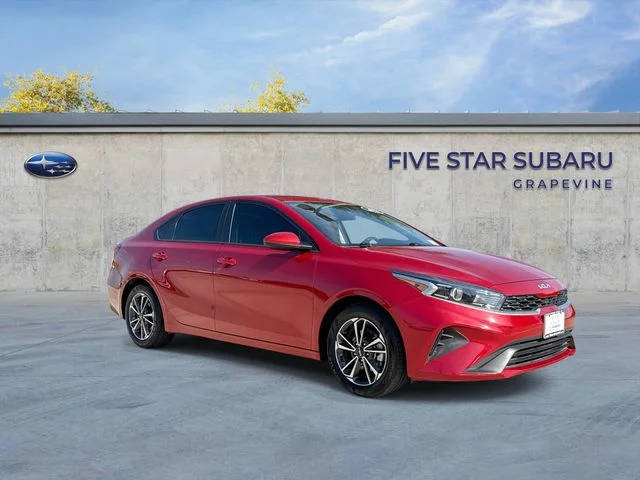 2023 Kia Forte LXS FWD photo