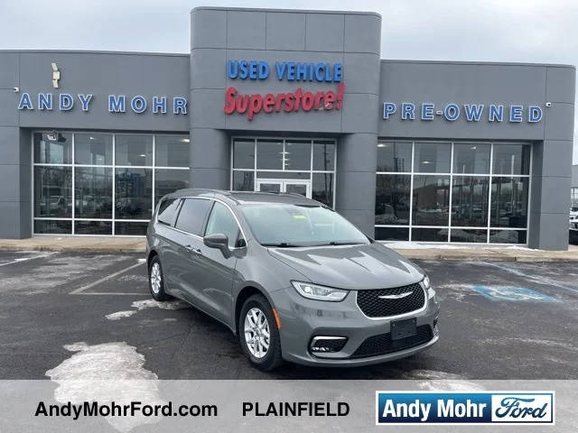 2022 Chrysler Pacifica Minivan Touring L FWD photo