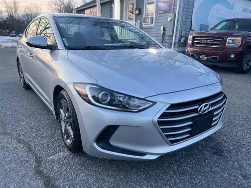2018 Hyundai Elantra SEL FWD photo