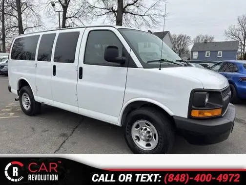 2017 Chevrolet Express LS RWD photo