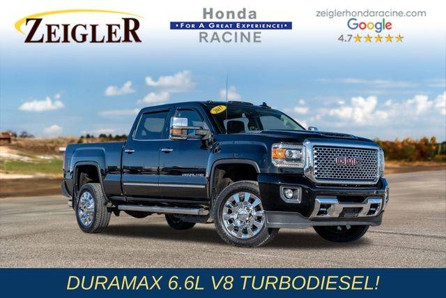 2017 GMC Sierra 2500HD Denali 4WD photo
