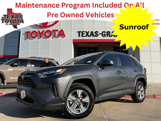 2023 Toyota RAV4 XLE FWD photo