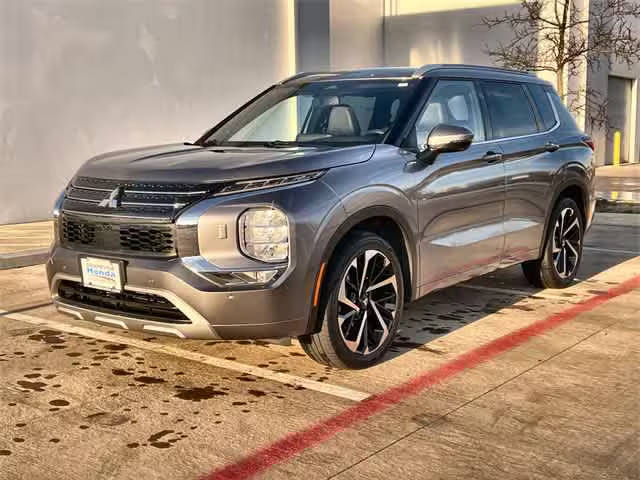 2022 Mitsubishi Outlander SEL 4WD photo