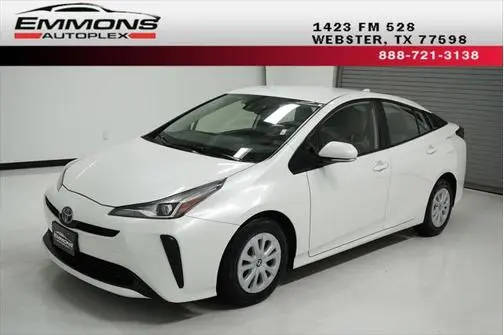 2019 Toyota Prius L Eco FWD photo