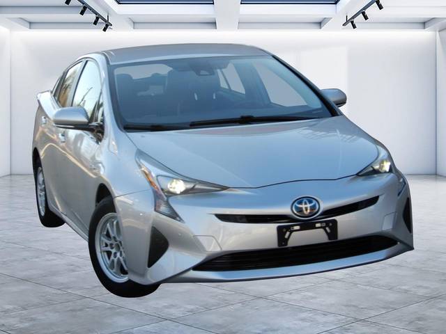 2018 Toyota Prius Two FWD photo