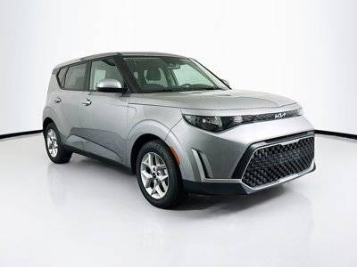 2023 Kia Soul LX FWD photo