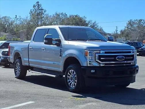 2022 Ford F-250 Super Duty LARIAT 4WD photo