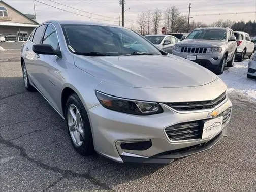 2017 Chevrolet Malibu LS FWD photo