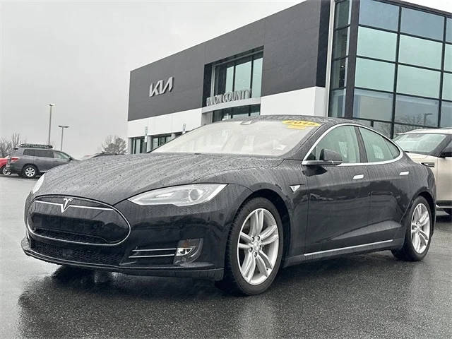 2015 Tesla Model S 85D AWD photo