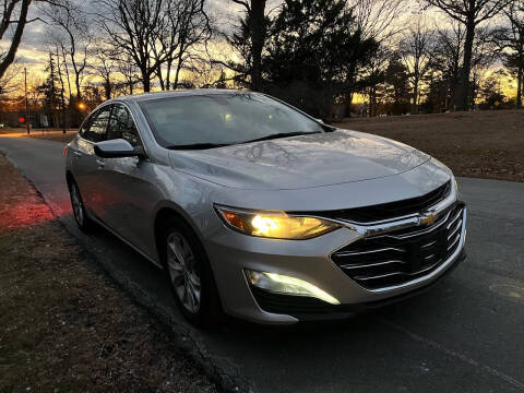 2021 Chevrolet Malibu LT FWD photo