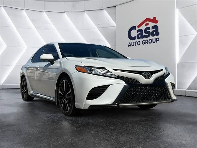 2020 Toyota Camry XSE FWD photo