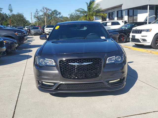 2020 Chrysler 300 300S RWD photo