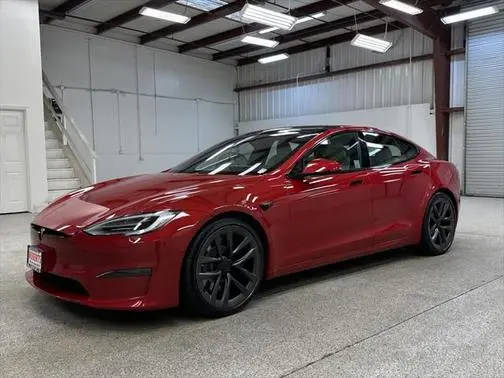 2021 Tesla Model S Plaid AWD photo