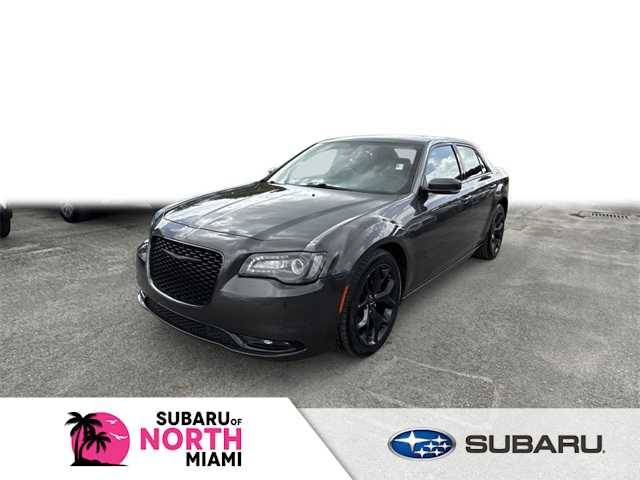 2022 Chrysler 300 300S RWD photo