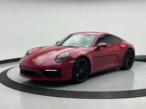 2020 Porsche 911 Carrera 4 AWD photo